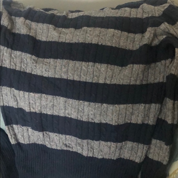 American eagle sweater XL - Picture 2 of 2